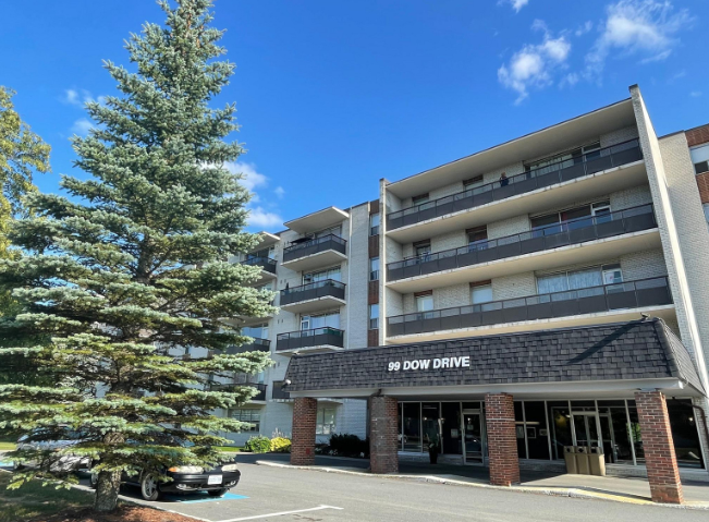 Apartment building exterior in Sudbury, Ontario